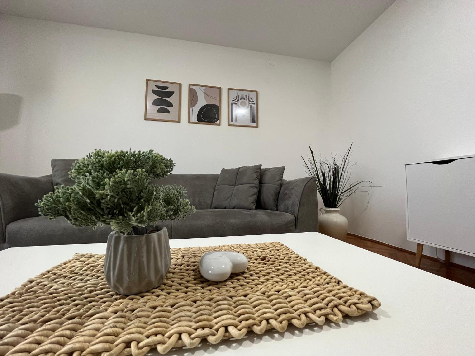 Apartman Mara Mala Subotica Eksteriør bilde